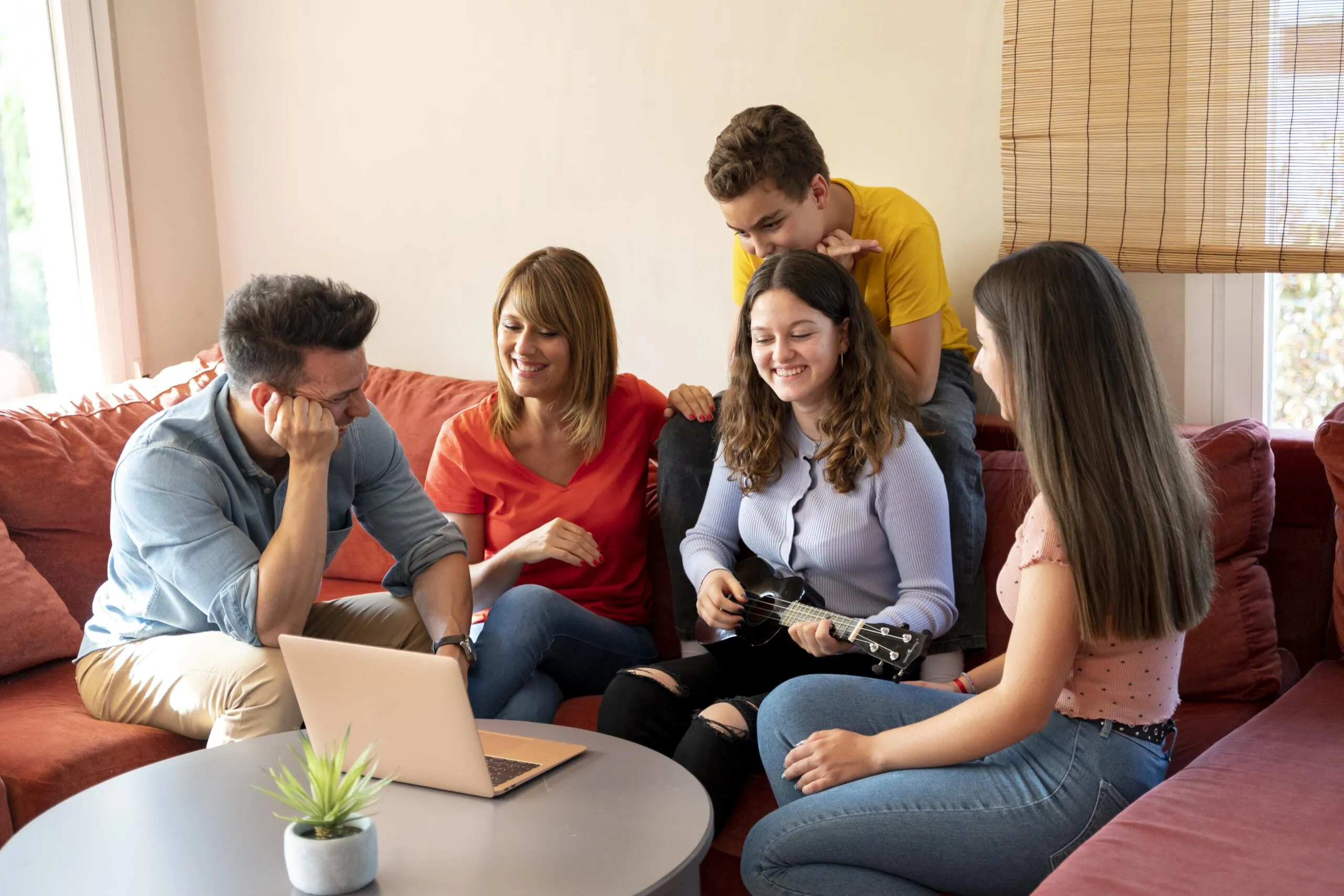 Shared Living for Students: Why Pinaki Shared Live is a Stress-Free Solution in Mumbai