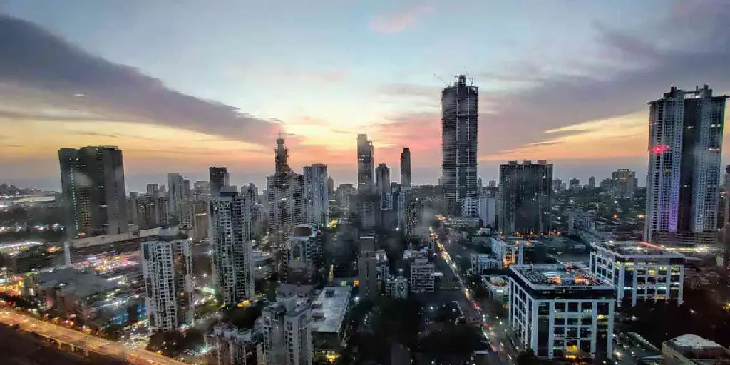 The Story of Lower Parel: Mumbai’s Journey from Cotton Mills to Culture Hub