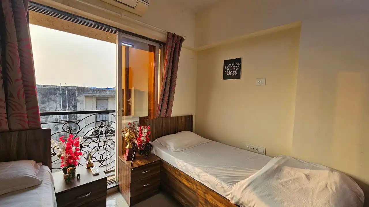Affordable PG Options for Working Professionals in Vile Parle and Andheri