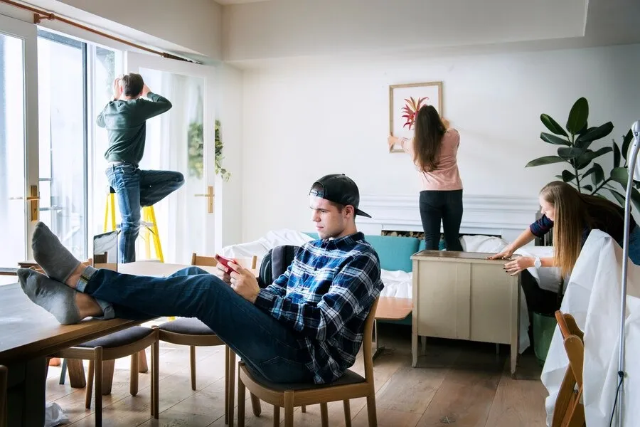 Tips to Stay Organized While Co-Living in a PG